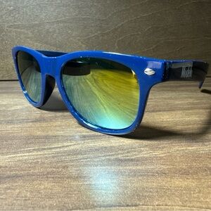 NEW Modelo Cerveza Beer Promotional UV Mirrored Blue Sunglasses New in Plastic